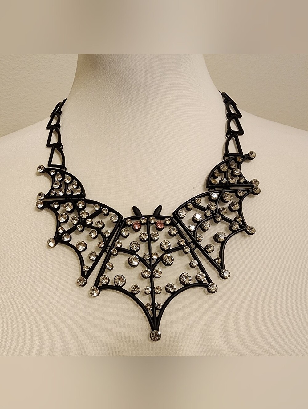 Betsey Johnson Black Rhinestone Bat Statement Bib Necklace NWT - Picture 1 of 10